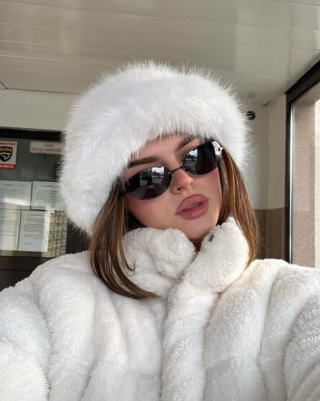 Chapeau d’hiver pour femme en fausse fourrure pelucheuse