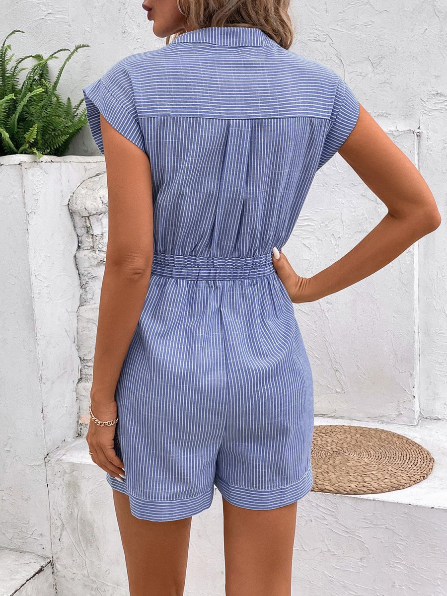Gestreifter Damen-Jumpsuit mit Reverskragen und Taillengürtel für mühelosen und gepflegten Sommerstil