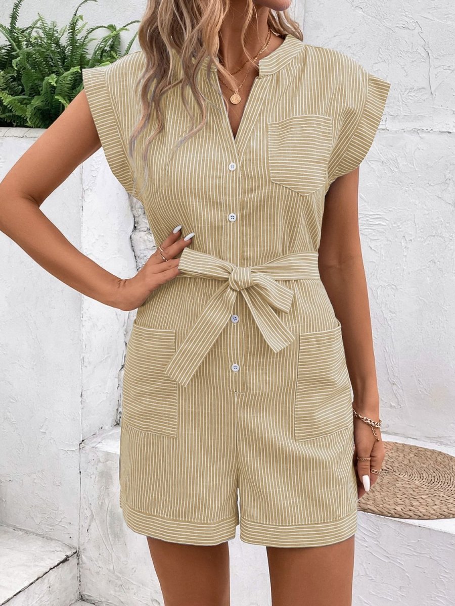 Gestreifter Damen-Jumpsuit mit Reverskragen und Taillengürtel für mühelosen und gepflegten Sommerstil