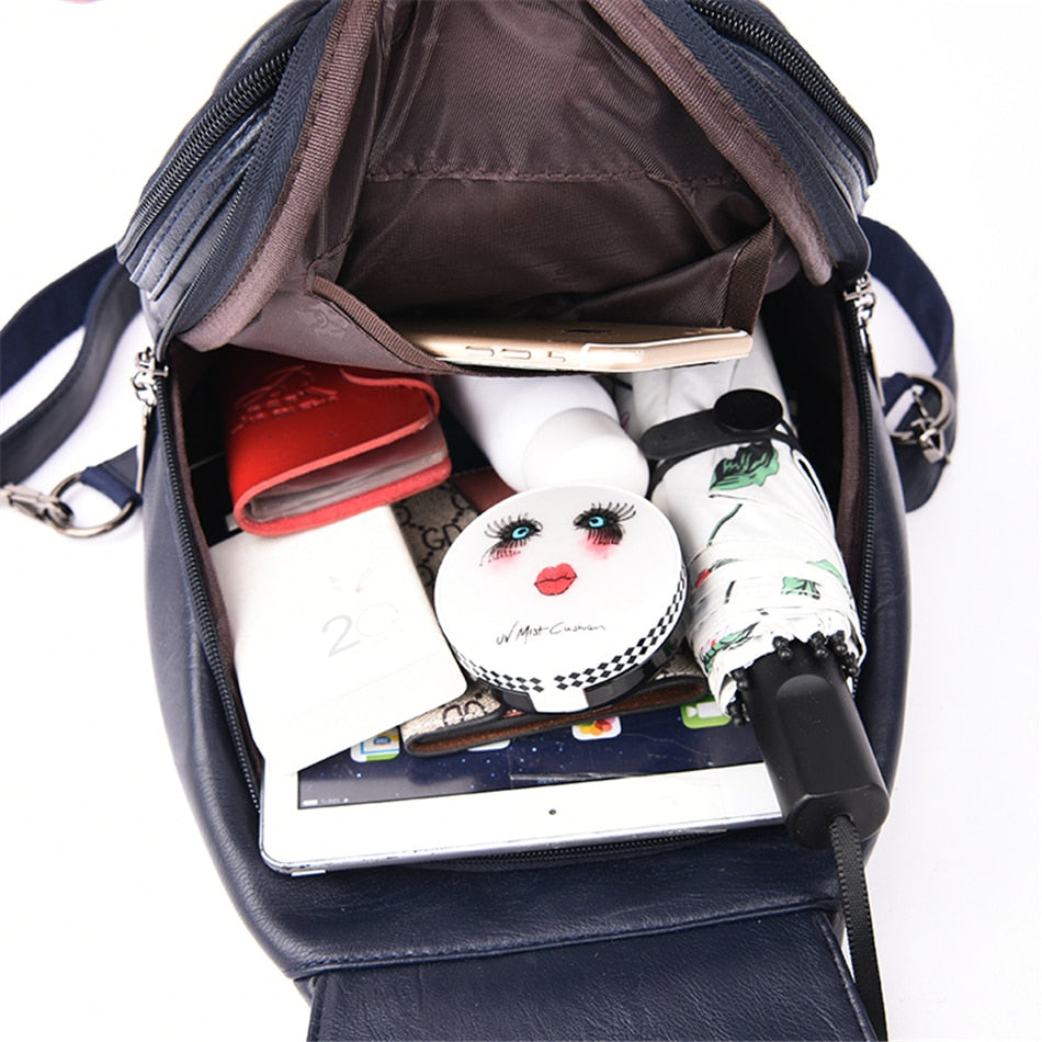 Mochila de mujer con solapa frontal