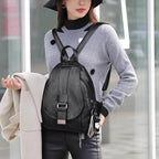 Mochila de mujer con solapa frontal