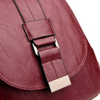 Mochila de mujer con solapa frontal