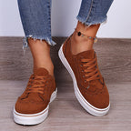Damen flache Sneakers aus Wildlederimitat mit Schnürung für bequemen und stylischen Alltag