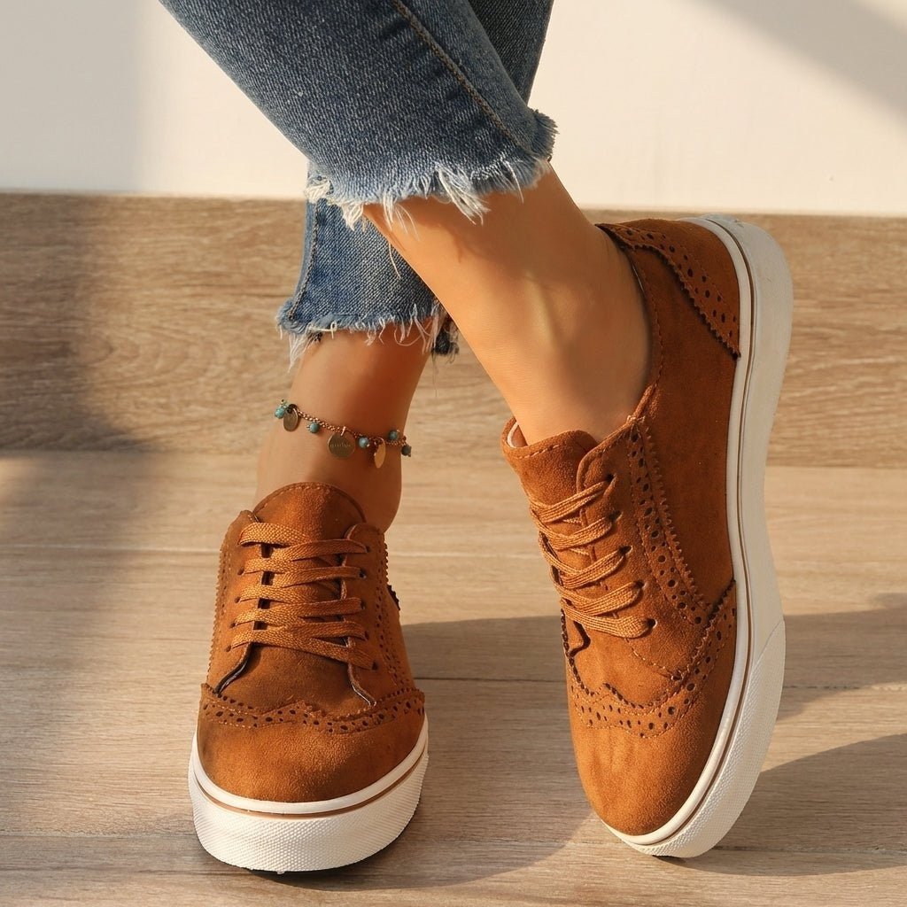 Damen flache Sneakers aus Wildlederimitat mit Schnürung für bequemen und stylischen Alltag