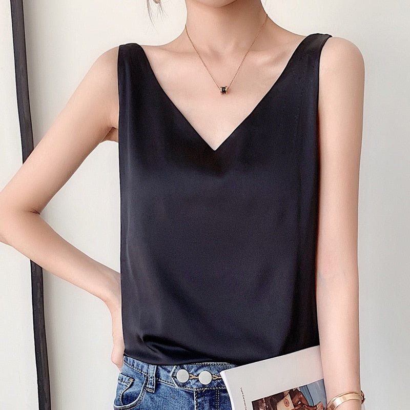 Women's Satin-Style V-Neck Tank Top with Relaxed Fit for Layered Styling
