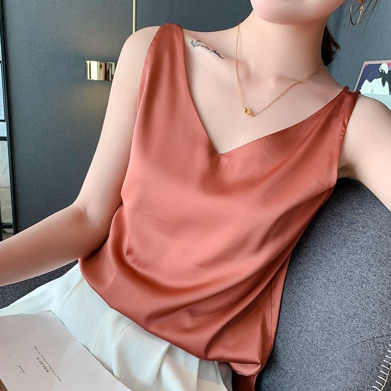Women's Satin-Style V-Neck Tank Top with Relaxed Fit for Layered Styling