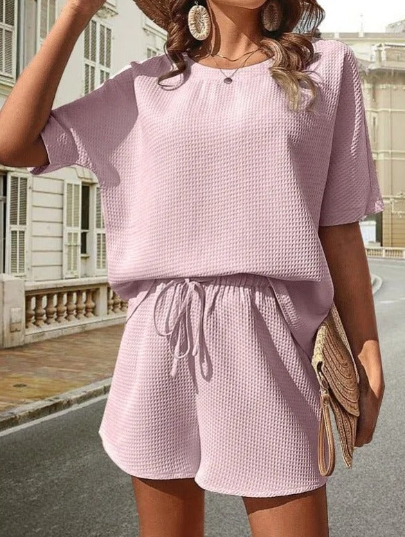 Ensemble pour femmes avec haut texturé et short