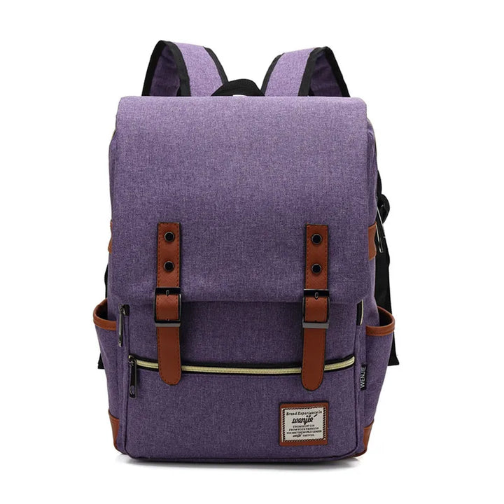 Sac à dos classique avec rabat et détails à boucle