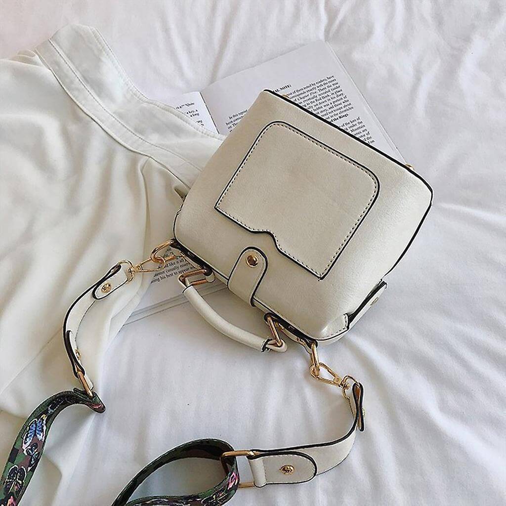Women’s Elephant Detail Shoulder Bag