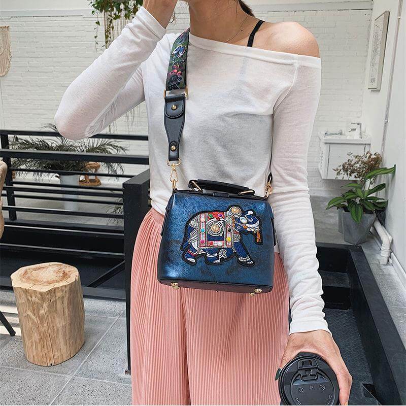 Women’s Elephant Detail Shoulder Bag
