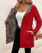 Abrigo reversible con capucha y estampado de leopardo para mujer