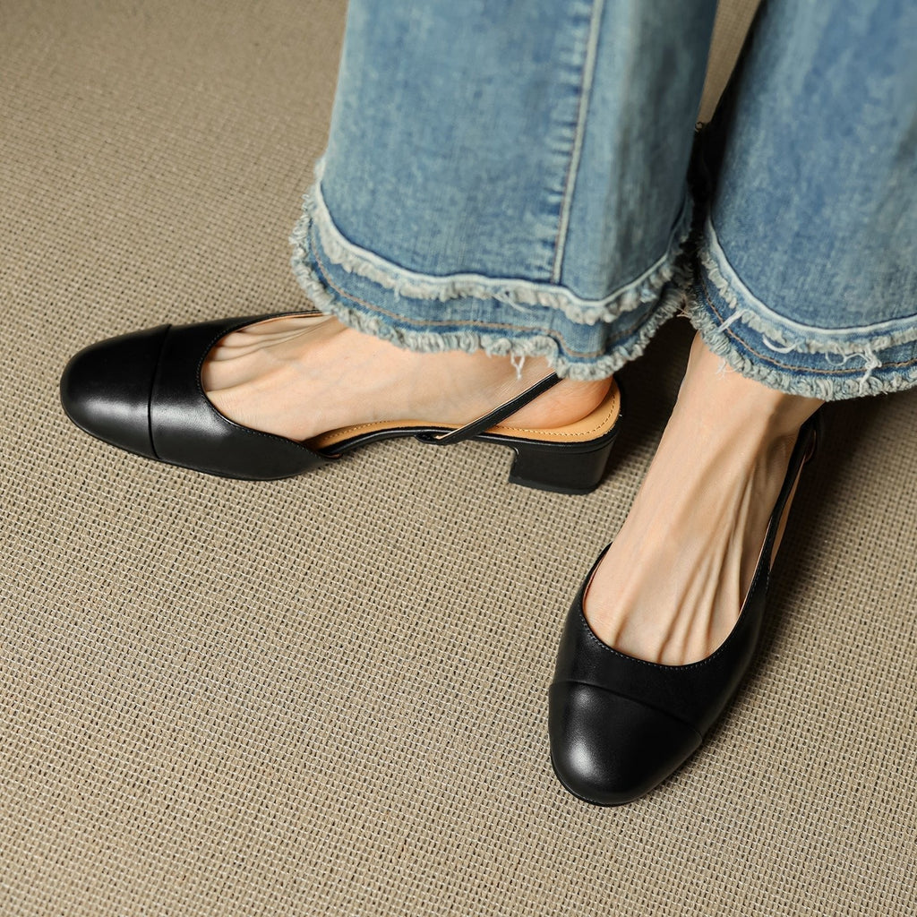 Damernas pumps med mandelformad tå, slingback och blockklack