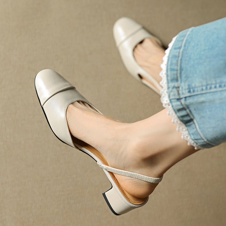 Damernas pumps med mandelformad tå, slingback och blockklack